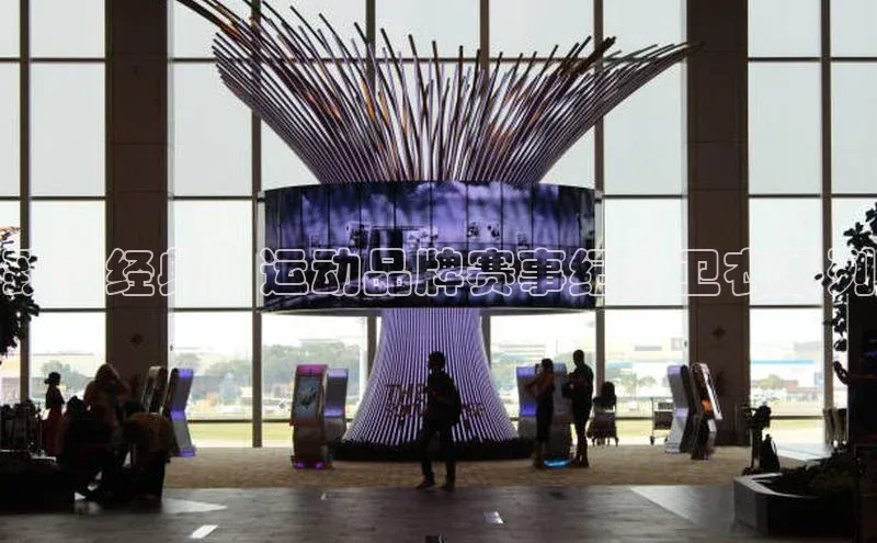 致敬经典：运动品牌赛事纪念卫衣系列